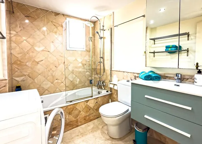 Paraiso Poolside Townhouse In