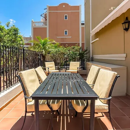 度假居 Paraiso Poolside Townhouse In *