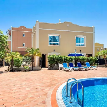 Paraiso Poolside Townhouse In