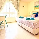Paraiso Poolside Townhouse In Σπίτι διακοπών *